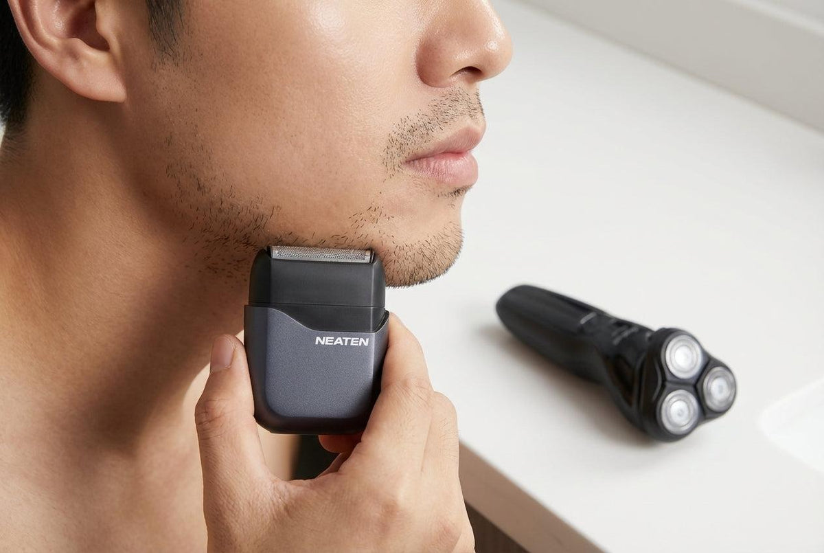 Foil vs. Rotary: Why the Best Foil Shaver Delivers a Closer Shave for Coarse Facial Hair